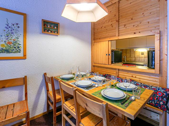 Gîte pour 4 personnes, avec balcon dans Office De Tourisme De Val D Isere - 3