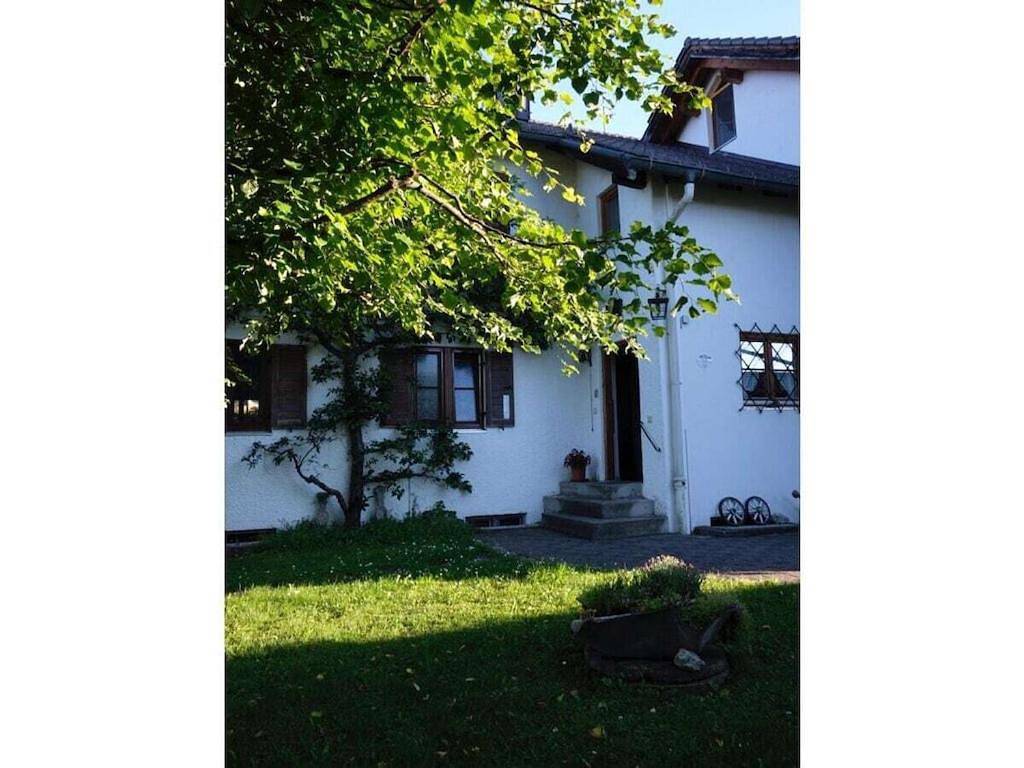 One-Bedroom Holiday Home in Murnau am Staffelsee, Das Blaue Land