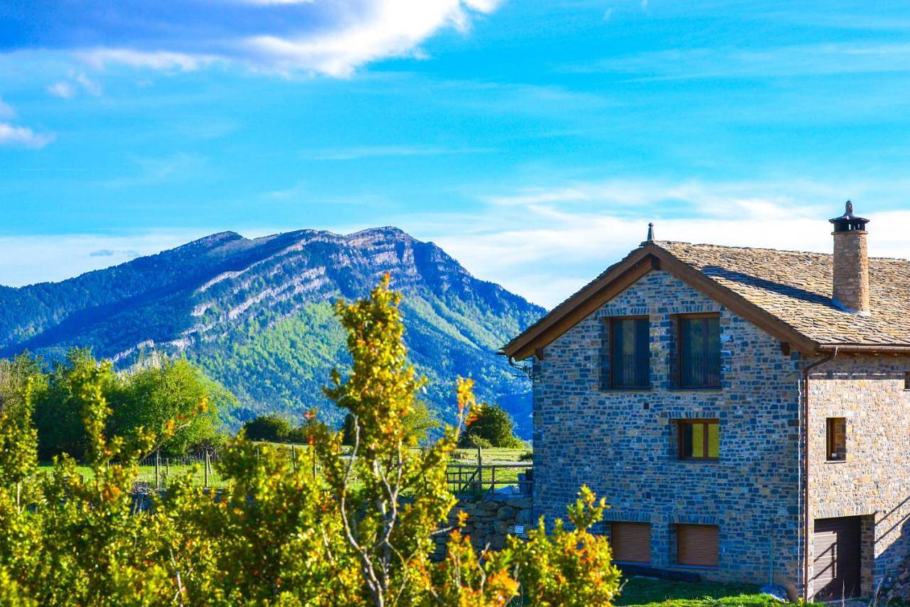 Double Room with Balcony in Fanlo, Pirineo Aragonés