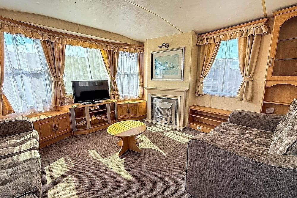 Wheelchair friendly caravan for hire Norfolk near the beach in Hunstanton, Norfolk Coast