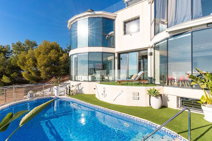Casa rural para 12 personas, con piscina y jardín en Sitges - 2