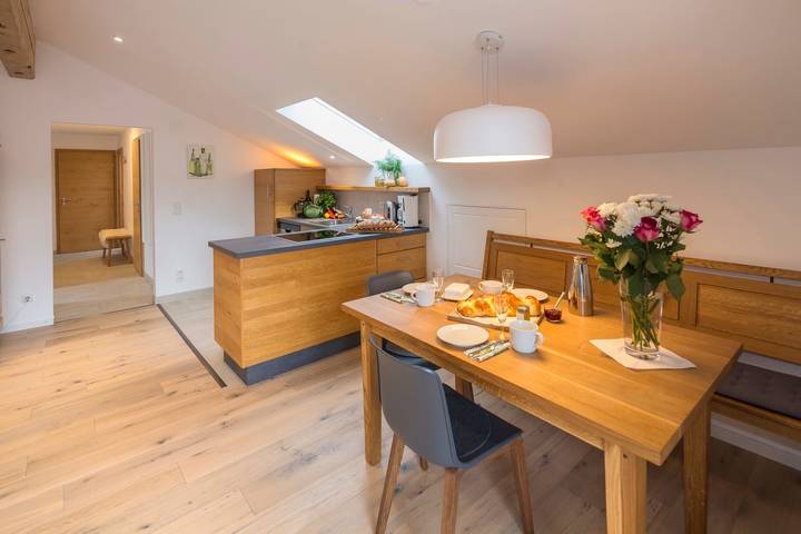 Ferienwohnung für 4 Personen, mit Balkon und Ausblick in Krün - 3