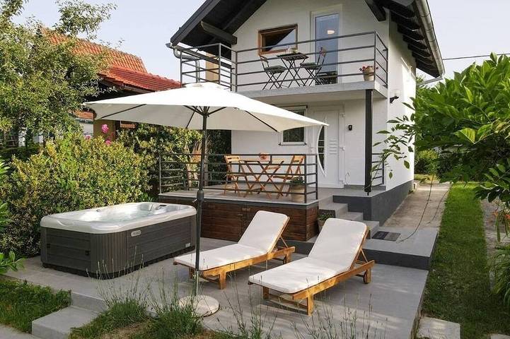 Ferienhaus für 4 Personen, mit Balkon und Sauna, mit Haustier