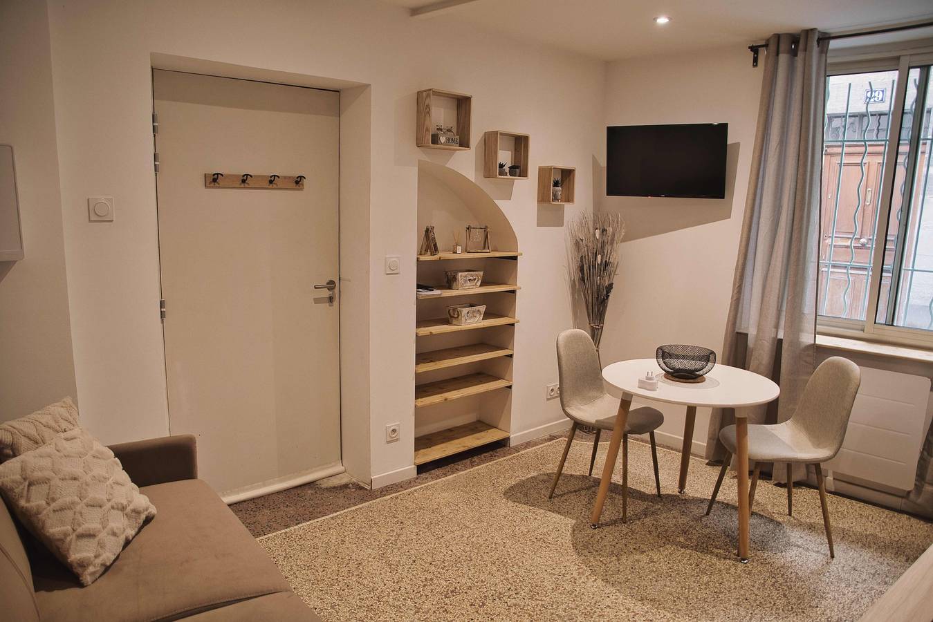 Estudio entero, Estudio 'Centre Historique Beaucaire' con Wi-Fi in Beaucaire, Region de Nimes