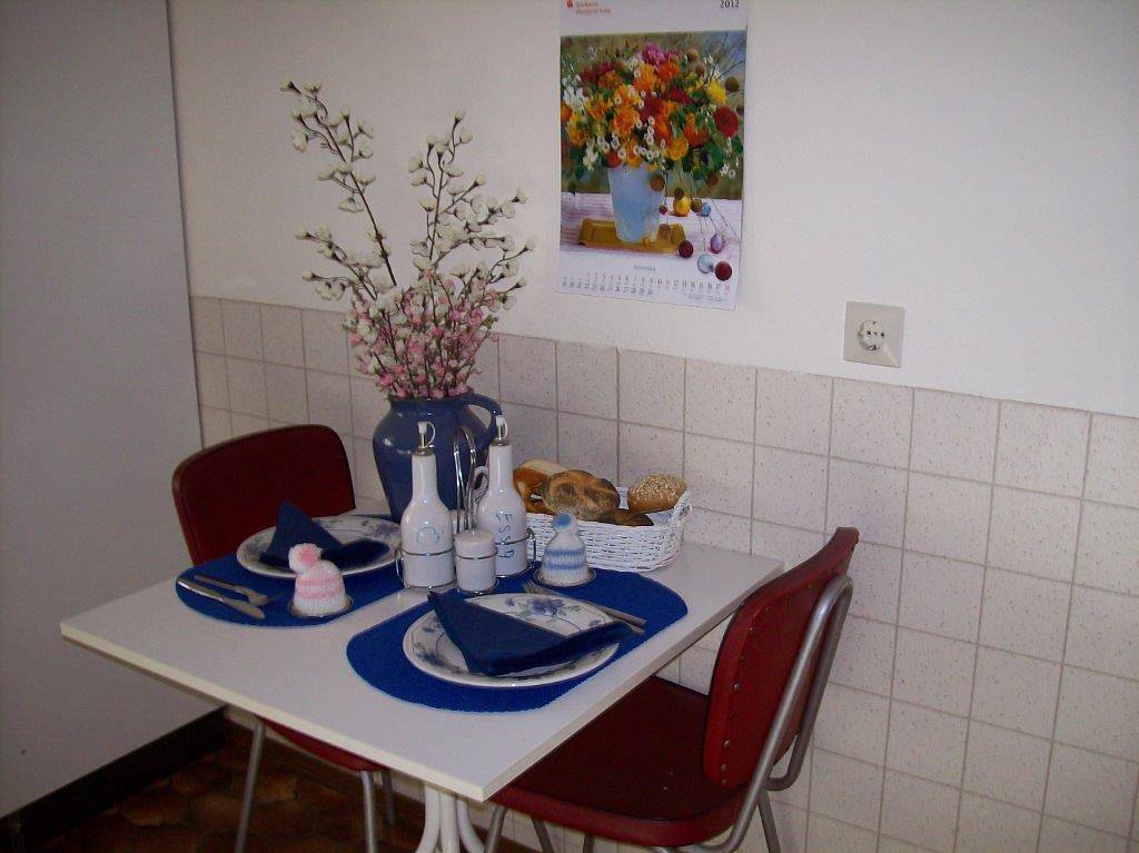 Ganze Ferienwohnung, Haus Reutter - Ferienwohnung, 55qm, 1 separates Schlafzimmer, maximal 2 Personen in Neubulach, Nordschwarzwald