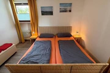Ferienwohnung für 2 Personen in Chieming, Bayerische Alpen, Bild 2