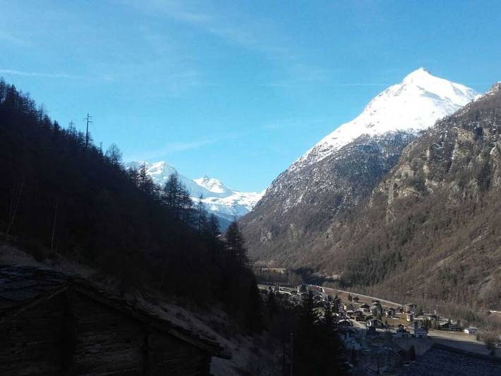 Ferienwohnung für 4 Personen, mit Balkon und Terrasse sowie Garten und Ausblick in Zermatt - Mattertal & Umgebung