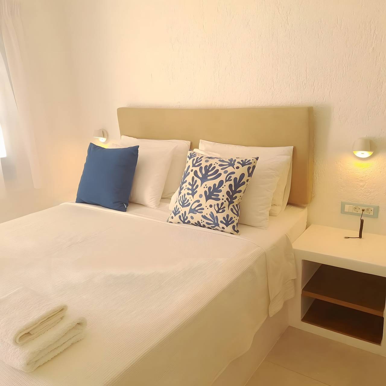 Ganze Wohnung, Mykonisches Traumstudio – Pool, Strand & Luxus in Mykonos