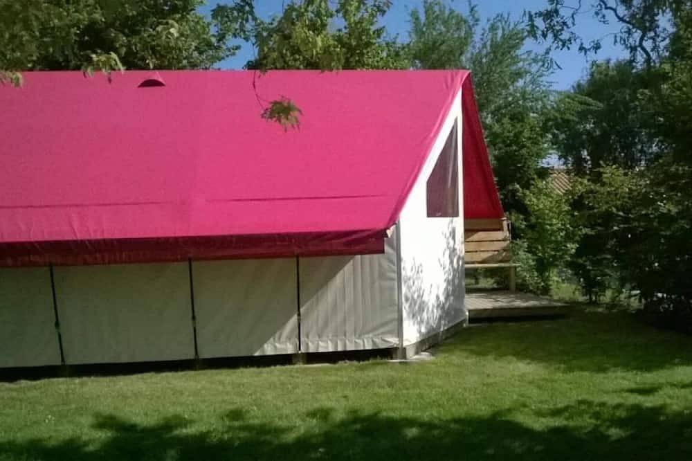 Zecamping 4* piscine couverte chiens acceptés tente Bbq 21m2 5 pers in Apremont, Vallée de la Loire