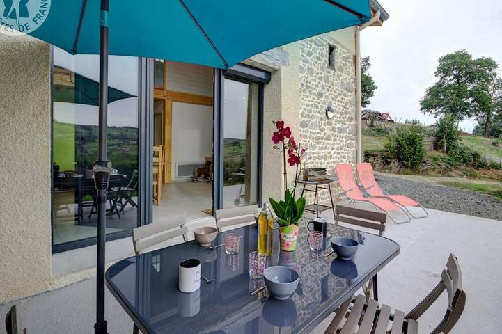 Gîte pour 5 personnes, avec jardin