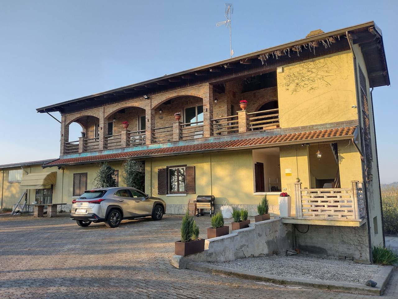 Ganze Wohnung, Villa mit Pool Monferrato · Botto Living in Castelletto Merli, Alessandria Provinz