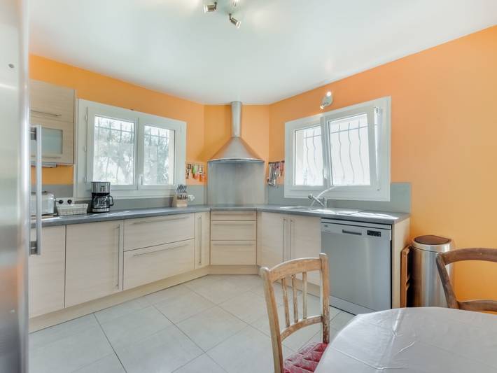 Ferienhaus für 10 Personen, mit Terrasse und Ausblick in Grimaud - 3