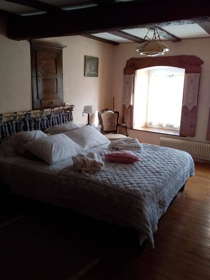 Chambre d’hôte pour 3 personnes, avec Terrasse et Jardin