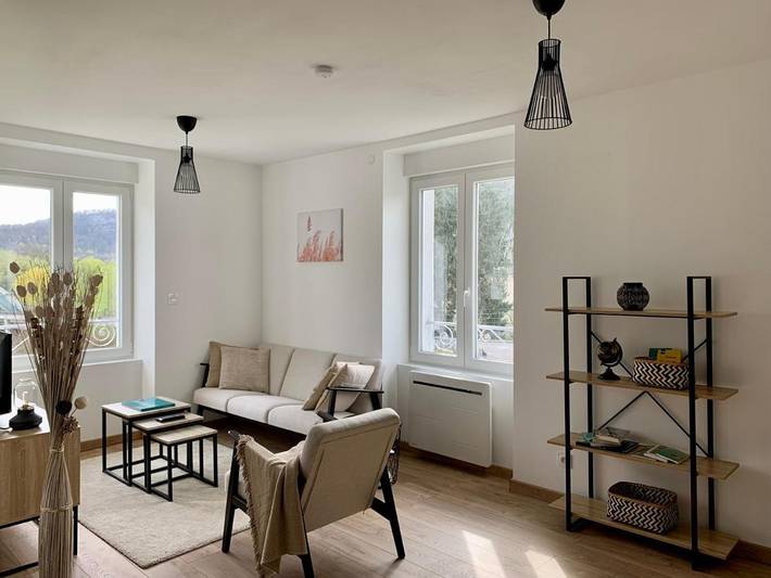 Gîte pour 4 personnes, avec vue, animaux acceptés à Baume-les-Dames