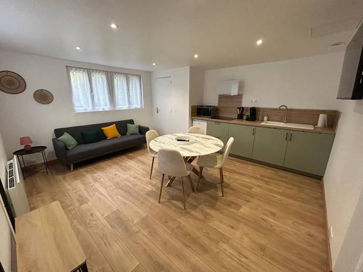 Location de vacances pour 4 personnes, avec Jardin à Saint-Denis-sur-Loire