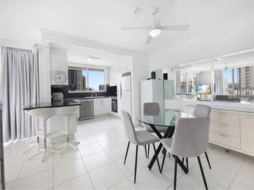 Holiday Rental for 5 People in Surfers Paradise, Queensland, Photo 4