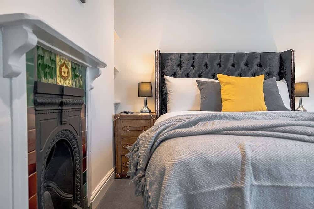 Stunning Bath Home Sleeps 12 ~ Ideal for Hen/Stags in Bath, Bath & North East Somerset