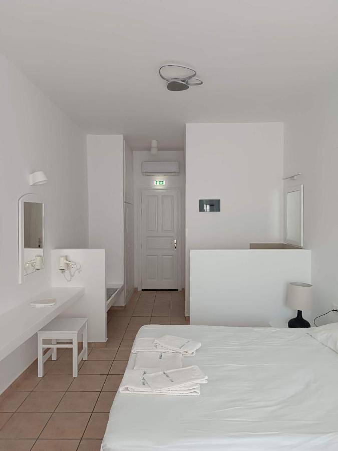 Appart’hôtel pour 2 personnes, avec Balcon et Terrasse ainsi que Jardin et Vue