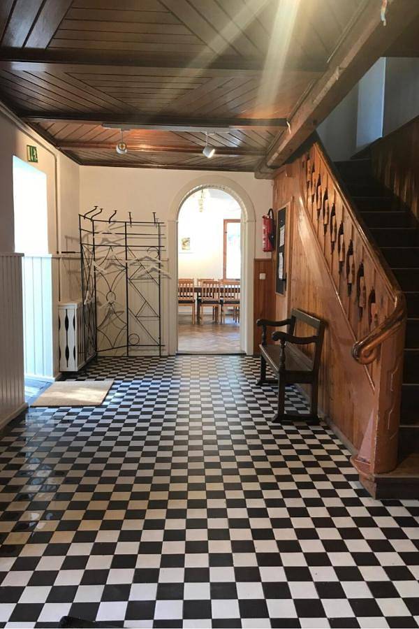 Villa Sophienschlösschen nahe Berlin - Exklusive Zeit zwischen 5 Seen mit großer Küche, gratis Sauna & 3500qm Garten in Marienwerder, Naturpark Barnim