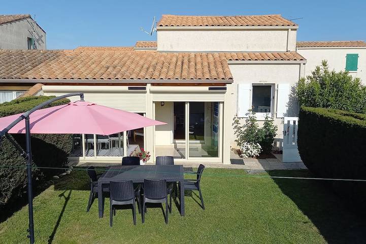 Villa pour 5 personnes, avec jacuzzi et jardin - 1