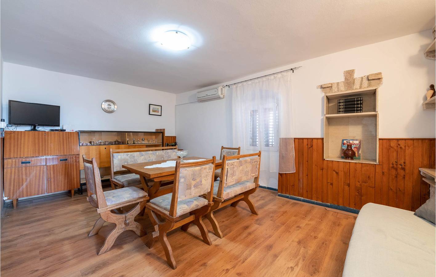 Ferienhaus für 7 Personen mit Terrasse in Peruski, Südküste Istrien