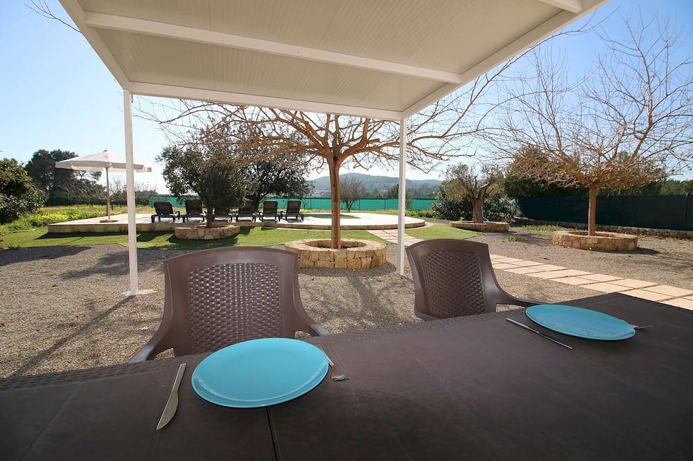 Villa Sa Barda - Dos Habitaciones Villa, Capacidad 4 in San Rafael de Sa Creu, Sant Antoni de Portmany