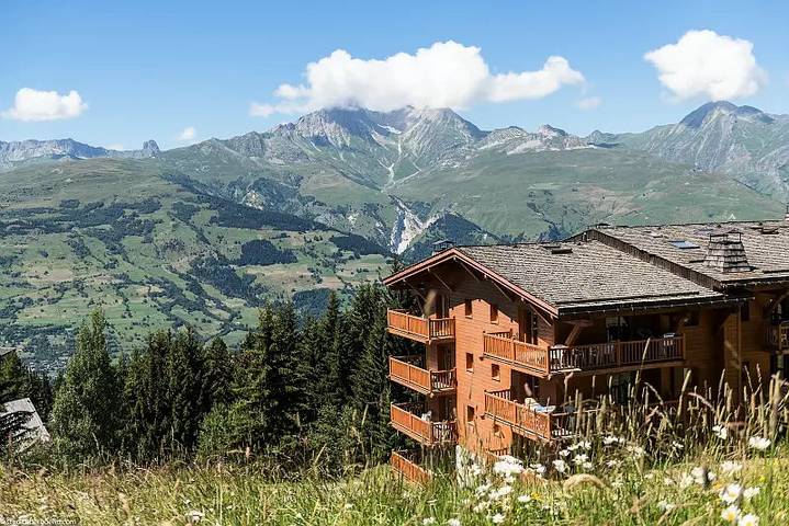 Gîte pour 6 personnes, avec balcon ainsi que vue et piscine, animaux acceptés dans Arc 1800 - 4