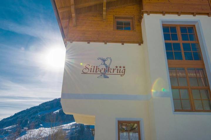 BnB für 4 Personen, mit Balkon und Terrasse sowie Garten und Ausblick in Dorfgastein