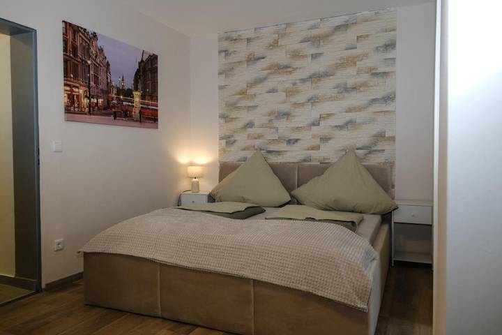 Ferienwohnung für 2 Personen, mit Balkon und Terrasse in Lauf an der Pegnitz