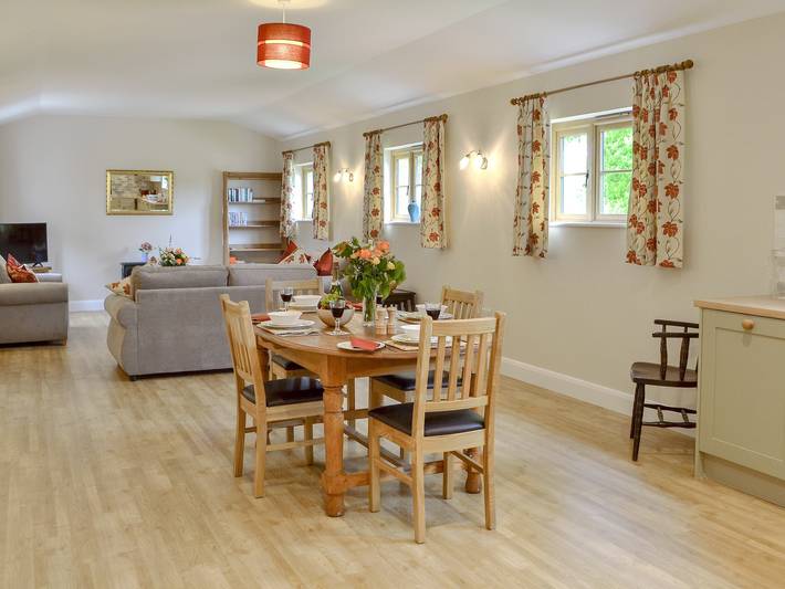 Woodlands Dairy Cottage in Billingshurst, South Downs
