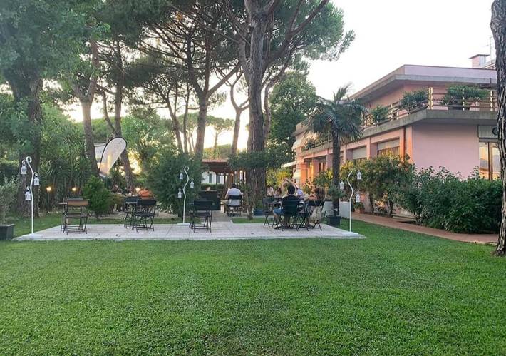 Appartamento per 2 persone, con Terrazza e Giardino a Cinquale