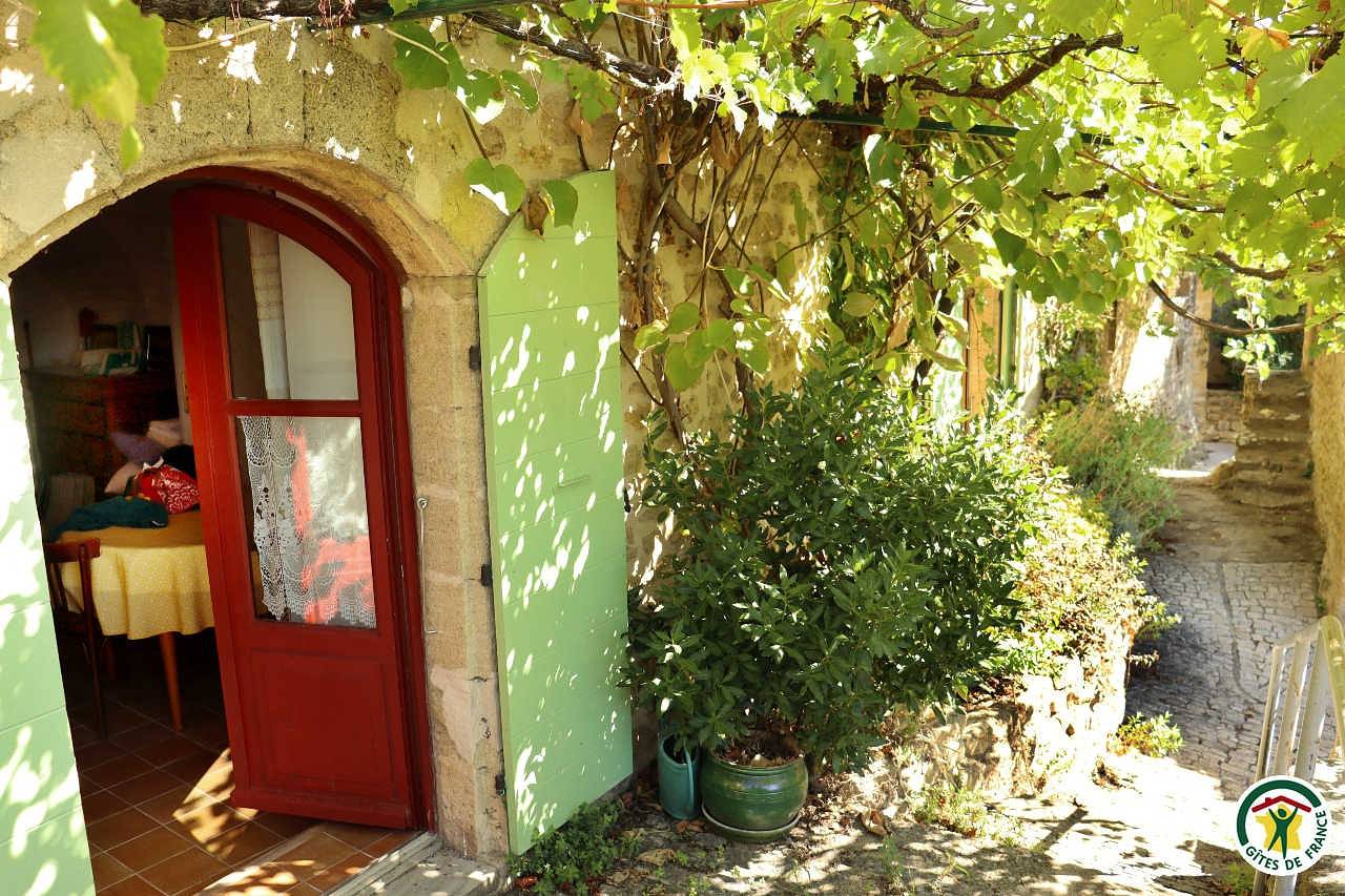 Les Remparts in Grane, Die und Umgebung
