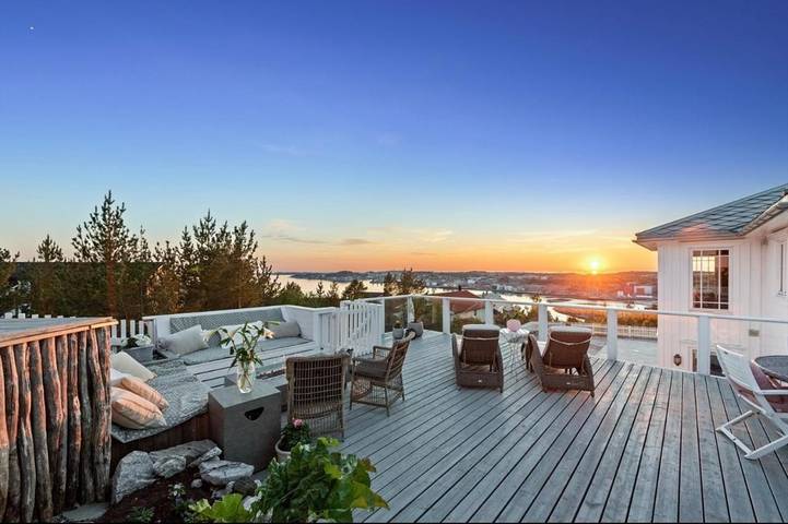 Ferienwohnung für 7 Personen, mit Balkon und Whirlpool sowie Terrasse und Garten in Kristiansund - 2