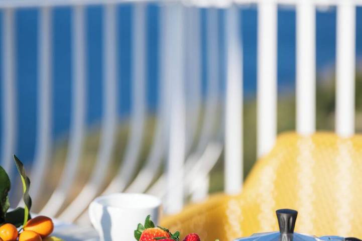 Sea Whisper Home -Sunset, Sea, Easy Stay, Shops in Vettica Maggiore, Praiano