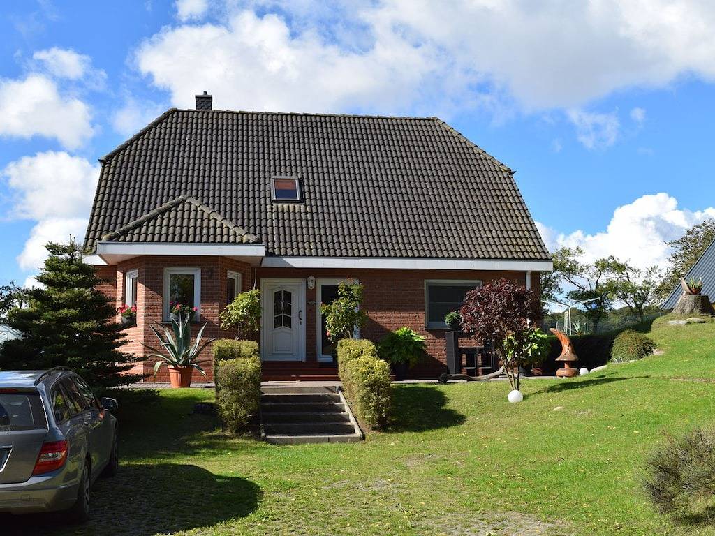 Holiday apartment with 1 bedroom in Lancken-Granitz, Ruegen