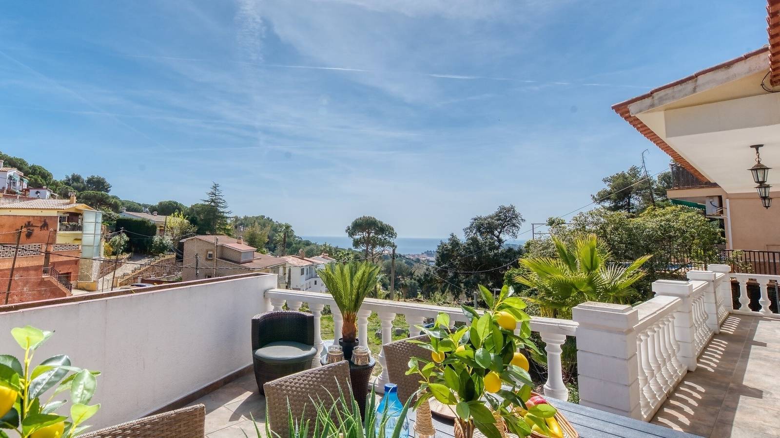 Villa 'Costacabana - Donna' con vistas al mar, piscina privada y Wifi in Roca Grossa, Lloret de Mar