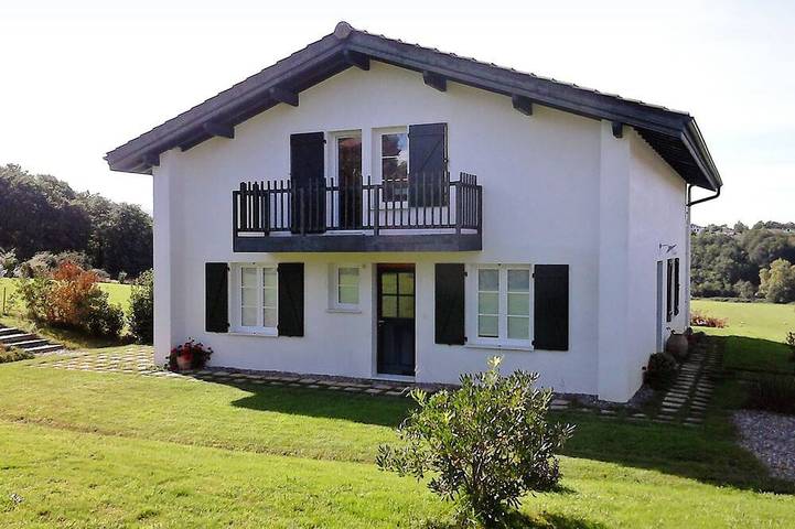 Holiday apartment for 4 people, with garden and balcony - 1