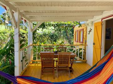 Maison d’hôte pour 3 personnes, avec jardin et vue en Guadeloupe