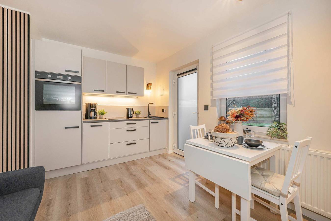 Apartamento entero, Moderne Ferienwohnung mit Terrasse unweit der Ostsee in Benz (desambiguación), Usedom