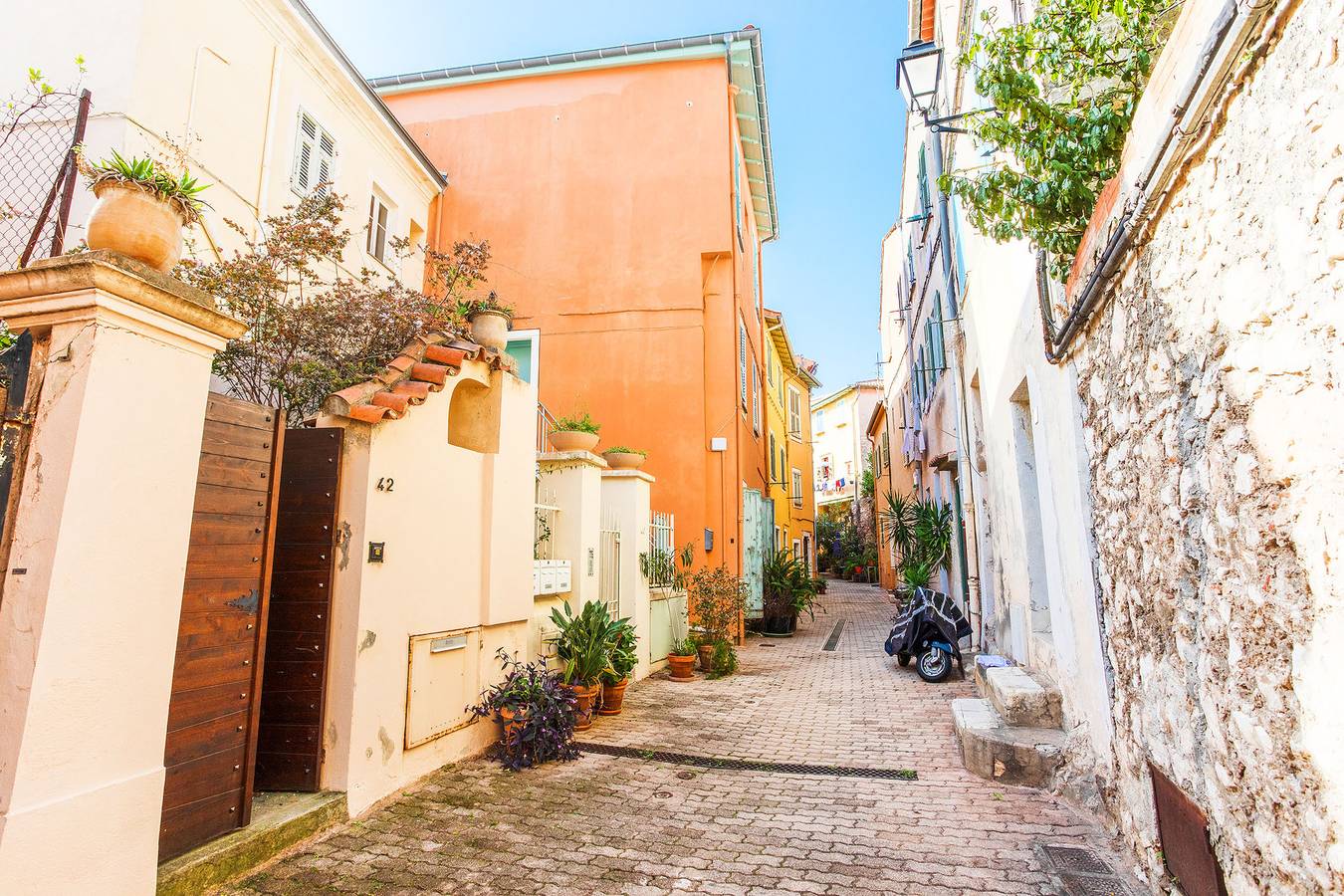 Entire apartment, Maioun Villefranche Ap4121 by Riviera Holiday Home in Villefranche-sur-Mer, Nice region