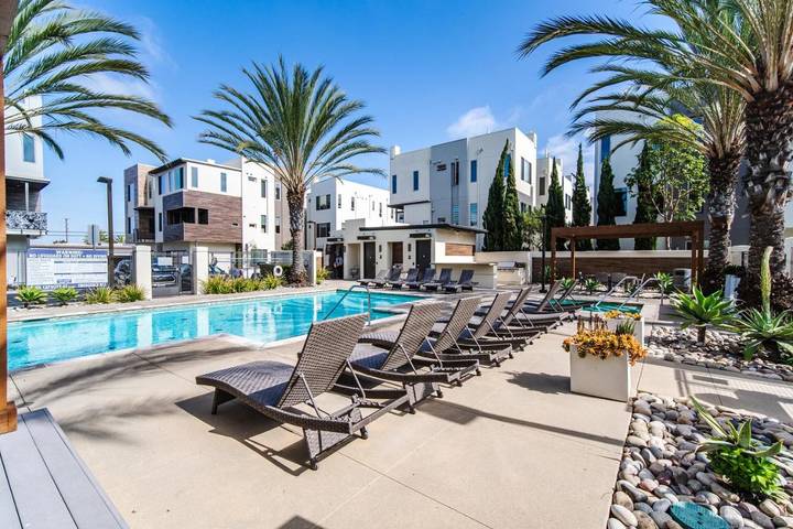 Casa de vacaciones para 8 personas, con vistas además de jardín y piscina, Se admiten mascotas - 1
