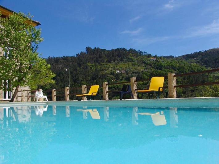 Casa de férias para 4 pessoas, com Terraço e Jardim e ainda Piscina and Vista em Município de Cinfães
