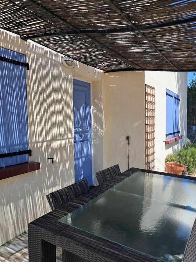 Location de vacances pour 4 personnes, avec jardin ainsi que piscine et vue à Seynes - 4