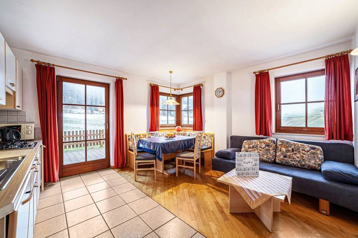 Appartement entier, Appartement "Rieglhof Maisel" avec vue sur les montagnes, jardin et Wi-Fi in Graun, Sud-Tyrol