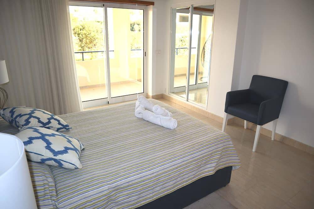 Ganze Wohnung, Deolinda Apartment - Nossa Sra. da Rocha in Armação de Pêra (costa), Faro Distrikt