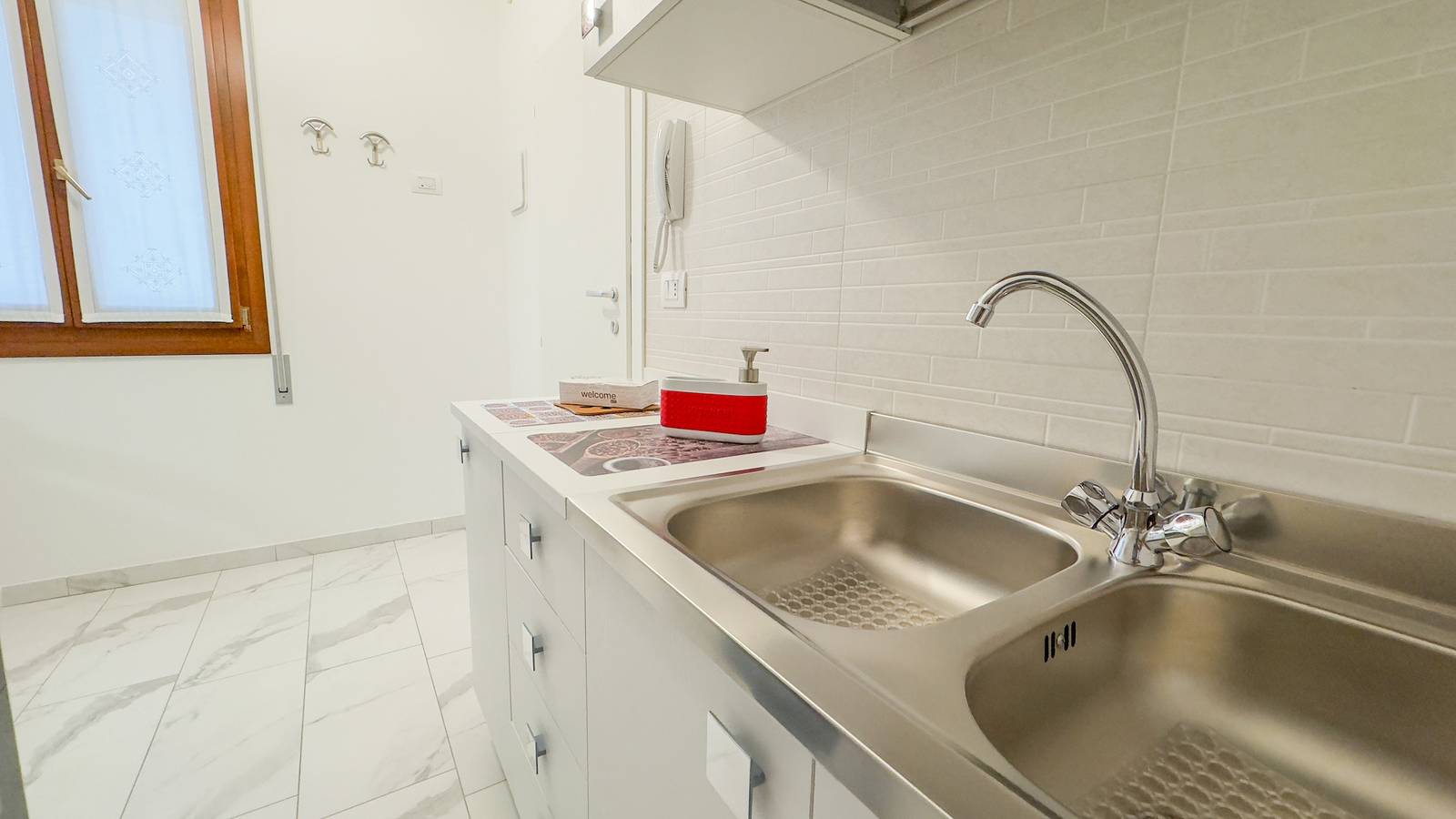 Ganze Wohnung, Brezza Marina - Studio Flat by Ca-Sa Check in Sottomarina, Chioggia