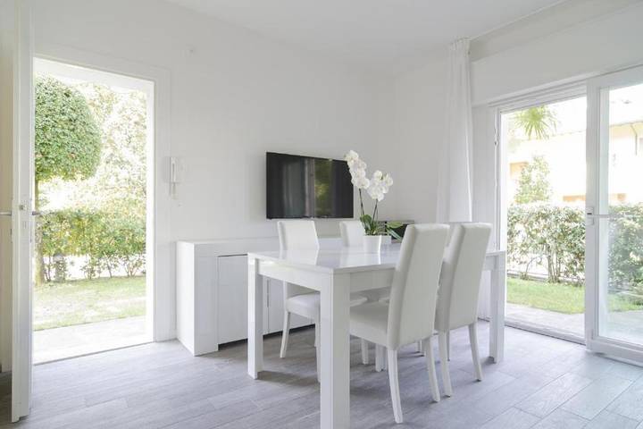 Appartamento vacanze per 8 persone, con Terrazza e Giardino a Milano Marittima