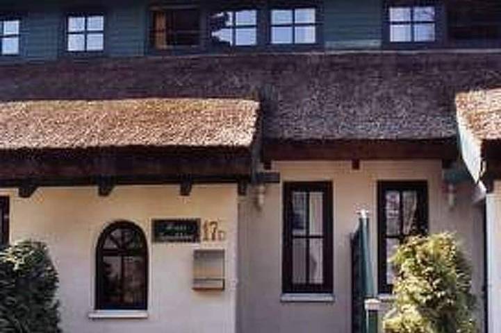 Ferienhaus für 8 Personen, mit Garten in Groß Zicker