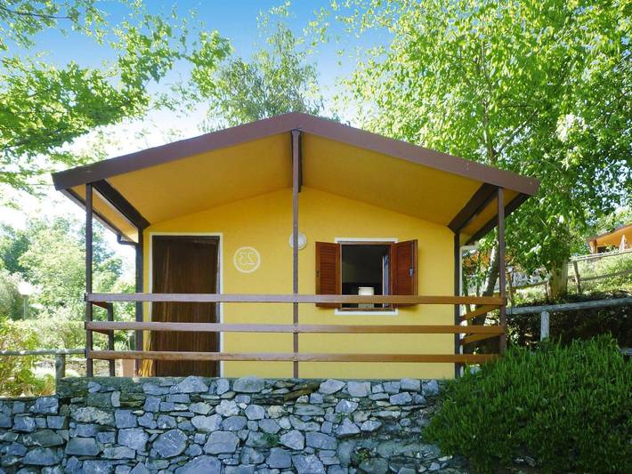 Villaggio vacanze per 2 persone, con Terrazza e Idromassaggio nonché Giardino e Piscina in Liguria