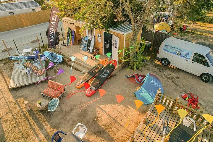 Camping pour 6 personnes, avec jardin et piscine à Sarzeau - 4